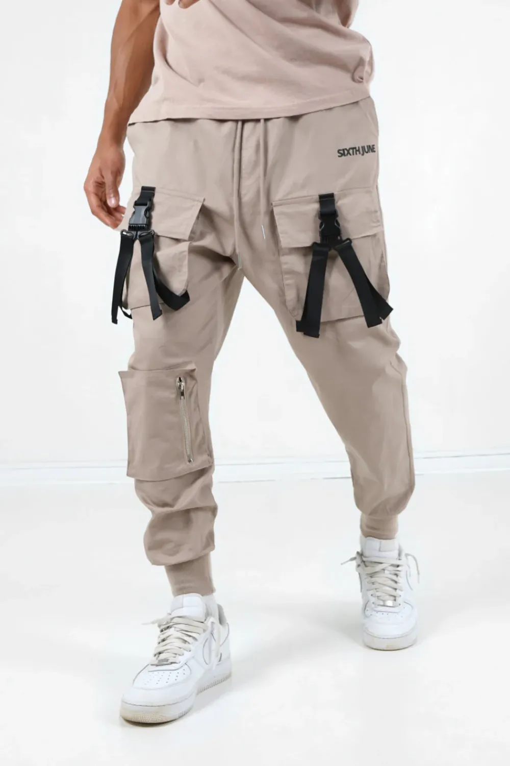 Homme Sixth June Pantalons | Cargo Boucles Poches Logo Beige Fonce