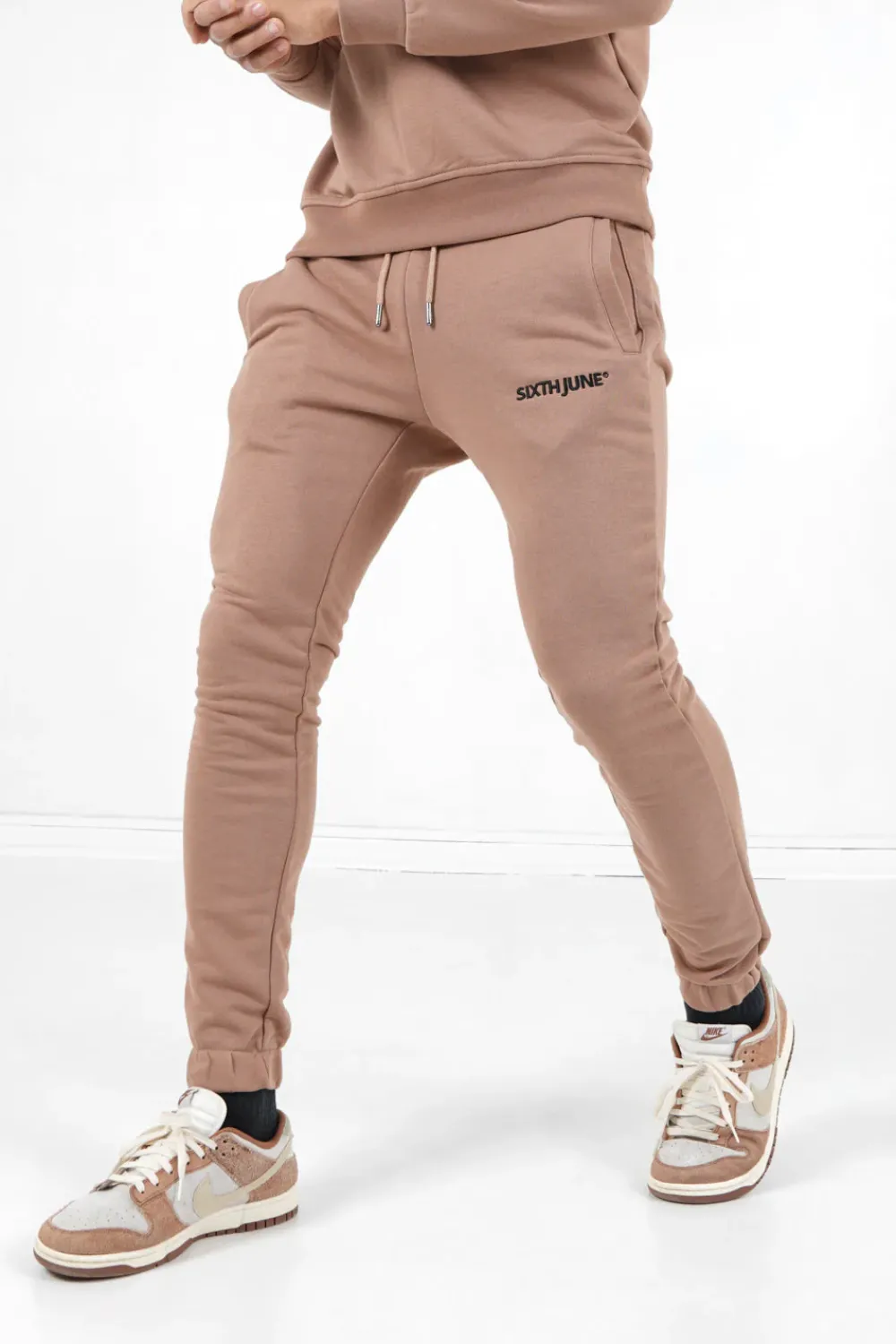 Homme Sixth June Pantalons | Jogging Soft Logo Brode Marron Clair