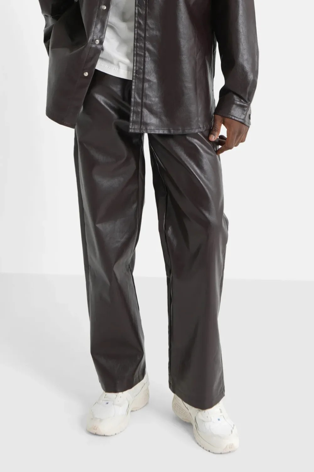 Homme Sixth June Pantalons | Pantalon Droit Simili Cuir Marron Fonce